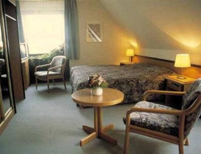 фото отеля Neuharlingersiel Strandhotel