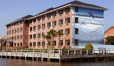 фото отеля BEST WESTERN Coastline Inn