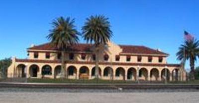 фото отеля Executive Inn Mojave