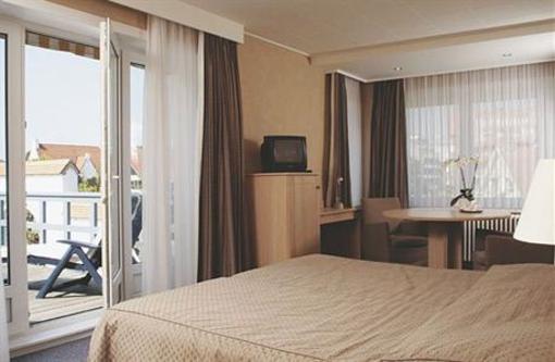 фото отеля Hotel Les Arcades Knokke-Heist