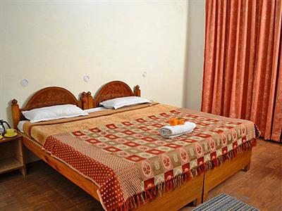 фото отеля Sumit Hotel Kausani