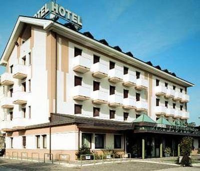 фото отеля Hotel al Pino Verde