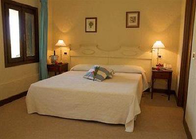 фото отеля Is Benas Country Lodge San Vero Milis