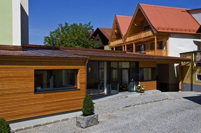 фото отеля Gesundheitshotel Gugerbauer