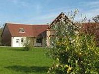 Entre Vignes Et Chateaux