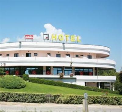 фото отеля Hotel Baffo Rosso Corropoli