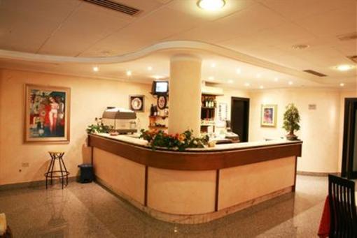 фото отеля Hotel Baffo Rosso Corropoli