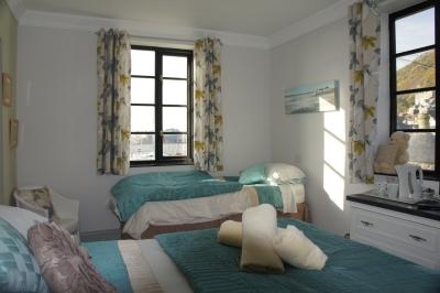 фото отеля Sunray Guest House Barmouth