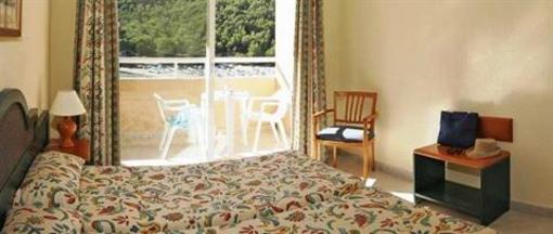 фото отеля Sirenis Hotel Playa Dorada Ibiza