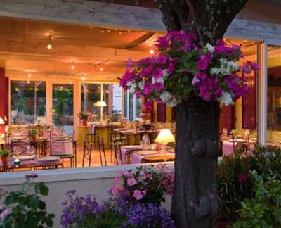 фото отеля La Petite Auberge De Roussillon