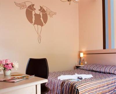 фото отеля La Petite Auberge De Roussillon