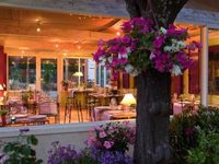 La Petite Auberge De Roussillon