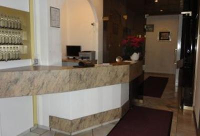 фото отеля Hotel Fleur-de-Lys La Chaux-de-Fonds