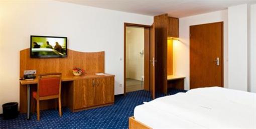 фото отеля Landhotel Butjadinger Tor