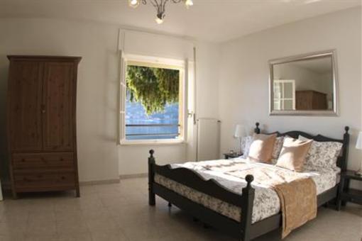 фото отеля Lake Como Beach Resort And Villas