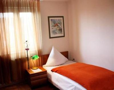 фото отеля Hotel Deutscher Hof Mannheim