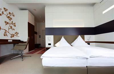 фото отеля Seminar & Freizeit Hotel Grosse Ledder