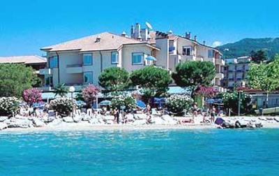 фото отеля Du Lac Hotel