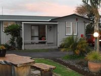 Aaron Court Motel