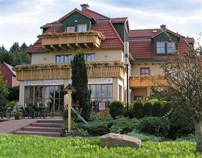 фото отеля Hotel und Berggasthaus Zum Sonnenhof