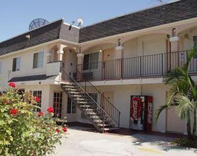 фото отеля Value Inn Bellflower