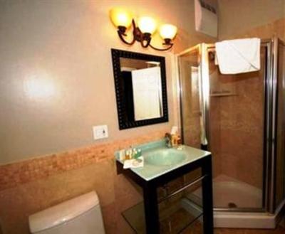 фото отеля Express Inn East Montgomery