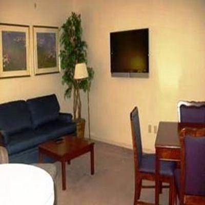 фото отеля Hotel Plaza Suites