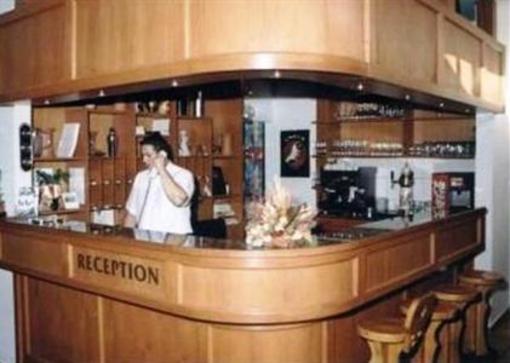 фото отеля Amstel Hattyu Fogado es Amstel Cafe & Restaurant