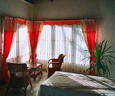 фото отеля Bara Beach Bungalows & Restaurant