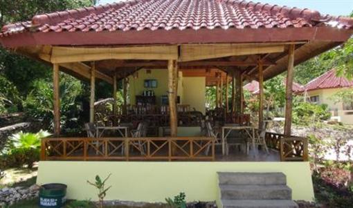 фото отеля Bara Beach Bungalows & Restaurant