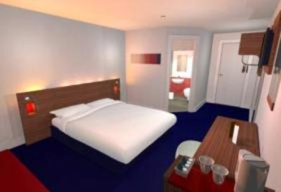 фото отеля Travelodge Manchester Salford Quays