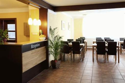 фото отеля Hotel Garni Goldene Traube