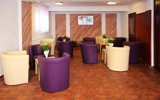 фото отеля Hotel Garni Goldene Traube
