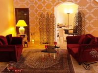 Hotel Majuscule