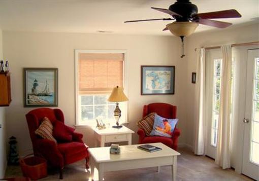 фото отеля The Baywood Bed and Breakfast