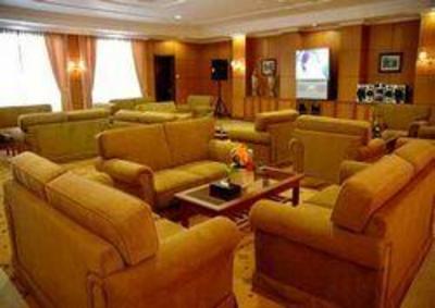 фото отеля Royal Senyiur Hotel