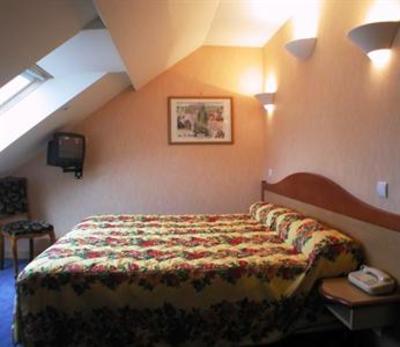 фото отеля Hotel des Lacs Celles-sur-Plaine