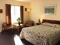Town Crier Motel