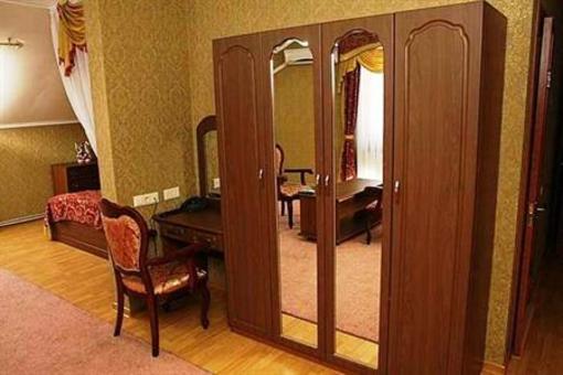 фото отеля Hotel Iron 2