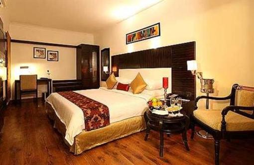 фото отеля Crossroads Hotel Willowwood Gurgaon