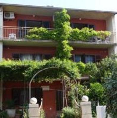 фото отеля Apartments Srhoj