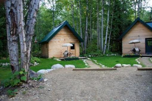 фото отеля Across the Creek Cabins