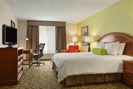 фото отеля Hilton Garden Inn Islip MacArthur Airport