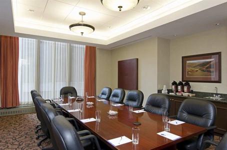 фото отеля Hilton Garden Inn Indianapolis Downtown