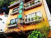 Yangshuo Spring Flowers Blossoming Hotel