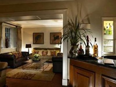 фото отеля Homewood Park Hotel Hinton Charterhouse