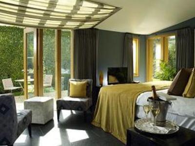 фото отеля Homewood Park Hotel Hinton Charterhouse