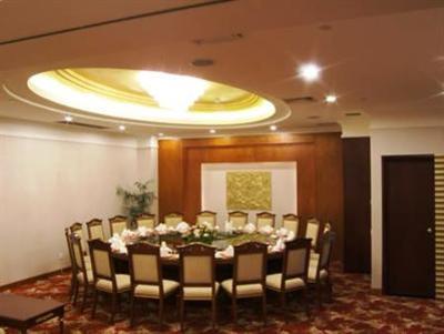 фото отеля Zhong Hai Business Hotel Jiujiang