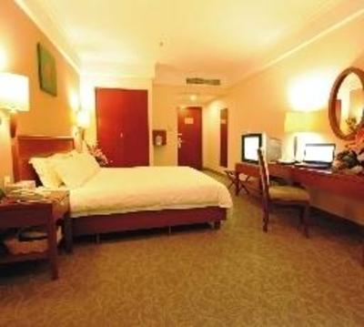 фото отеля GreenTree Inn Railway Station Hotel Loudi