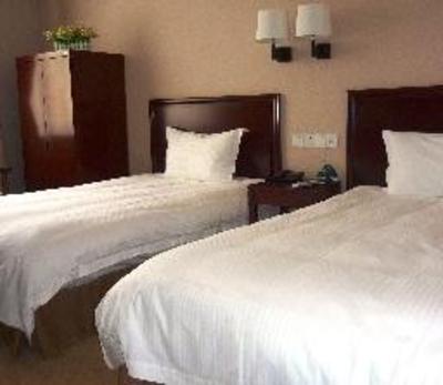 фото отеля GreenTree Inn Railway Station Hotel Loudi